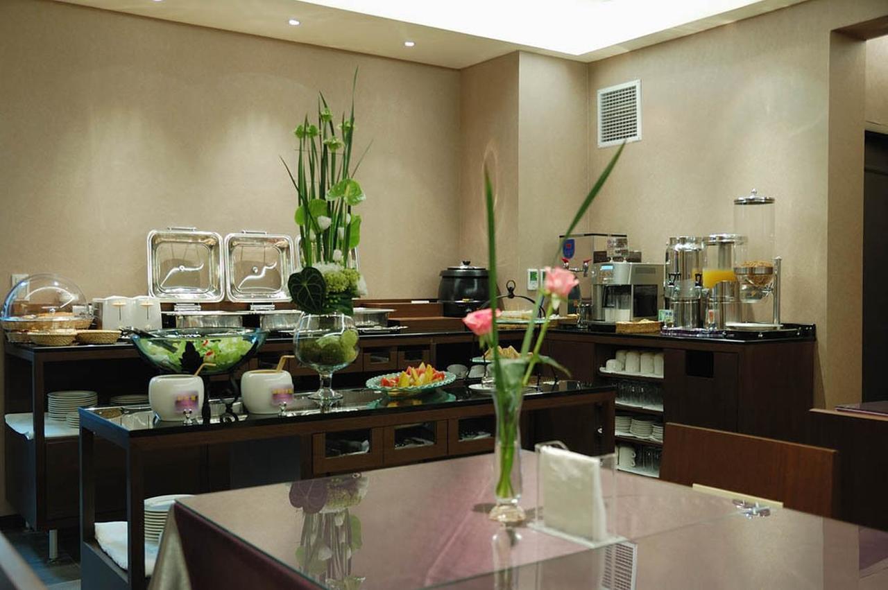 Fu Hau Hotel Taipei Exterior photo